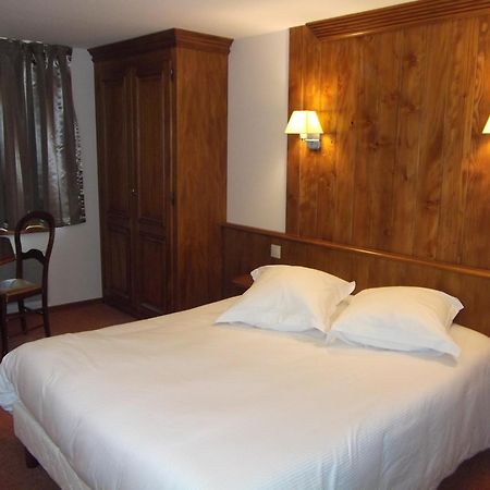 Hôtel De La Cloche - Room Service disponible sur commande Obernai Esterno foto