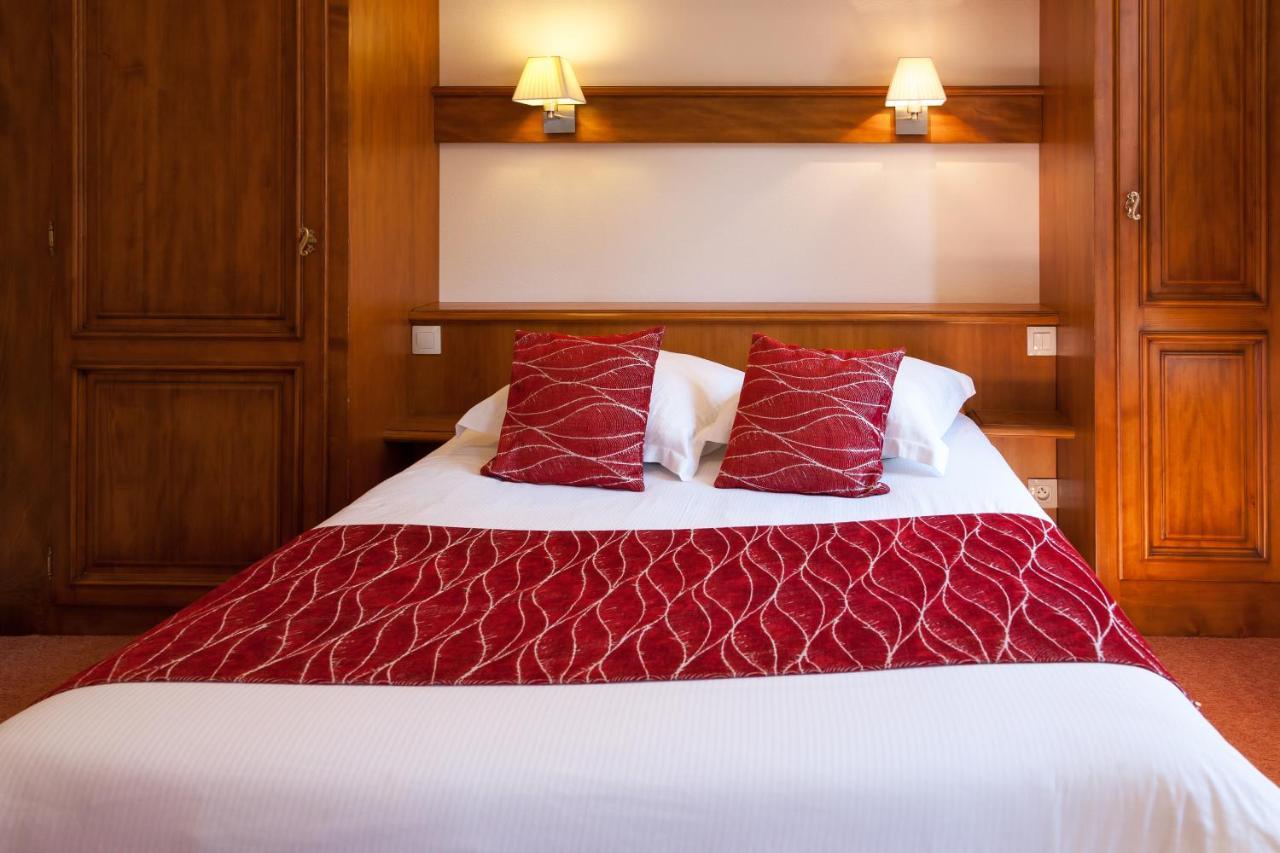Hôtel De La Cloche - Room Service disponible sur commande Obernai Esterno foto
